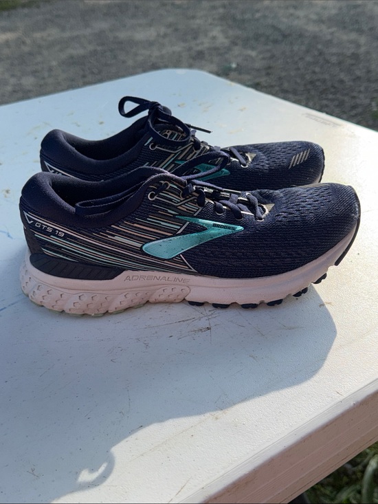 Brooks Shoes - Brooks Women's Navy and Teal GTS 19 Running Shoes